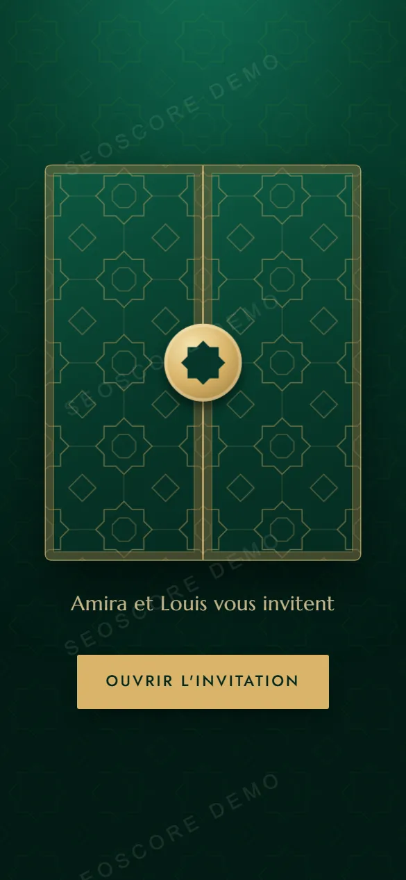 Ouverture du style Émeraude et or : une carte à rabats qui se déploie